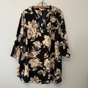 Seven Karat Black Floral Tunic Blouse Women’s Size 1X Boho V-Neck 3/4 Sleeve